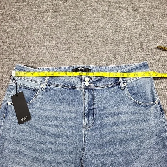 Hudson Ladies Everyday Trendy Modern Straight Leg Jeans w Pockets Size 18 Blue - Picture 2 of 11